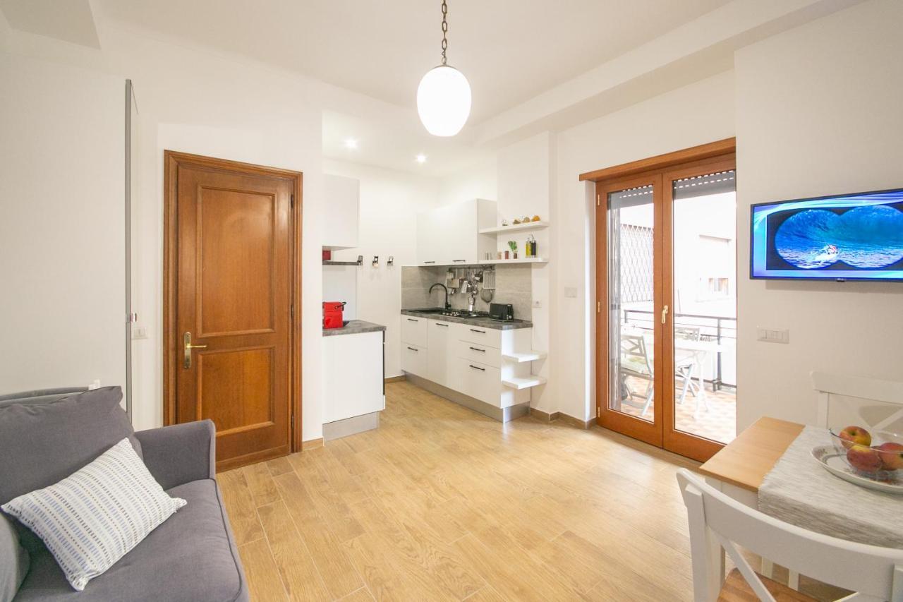 The Voice Of The Moon Apartment Rome Exterior photo