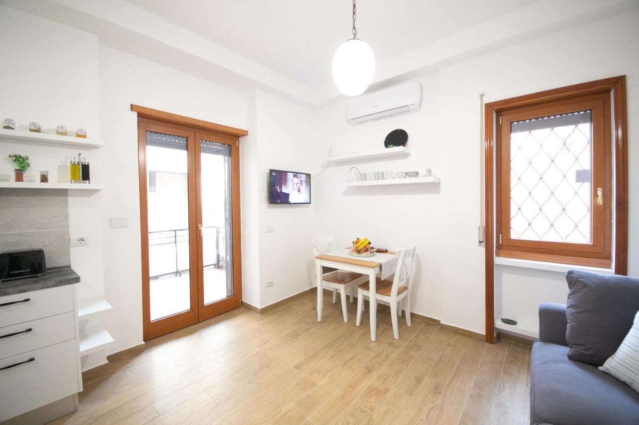 The Voice Of The Moon Apartment Rome Exterior photo