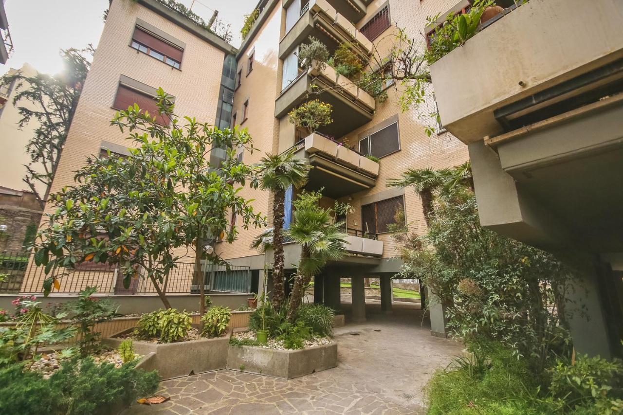 The Voice Of The Moon Apartment Rome Exterior photo